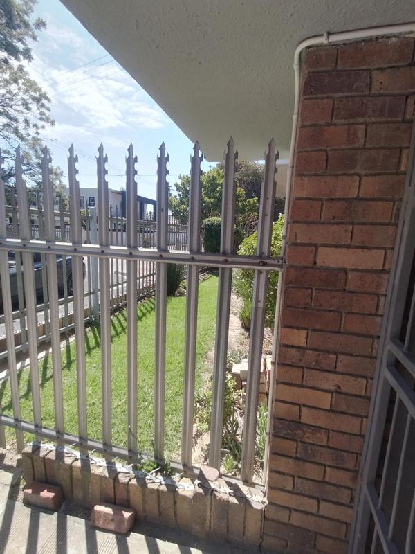2 Bedroom Property for Sale in Glenlilly Western Cape